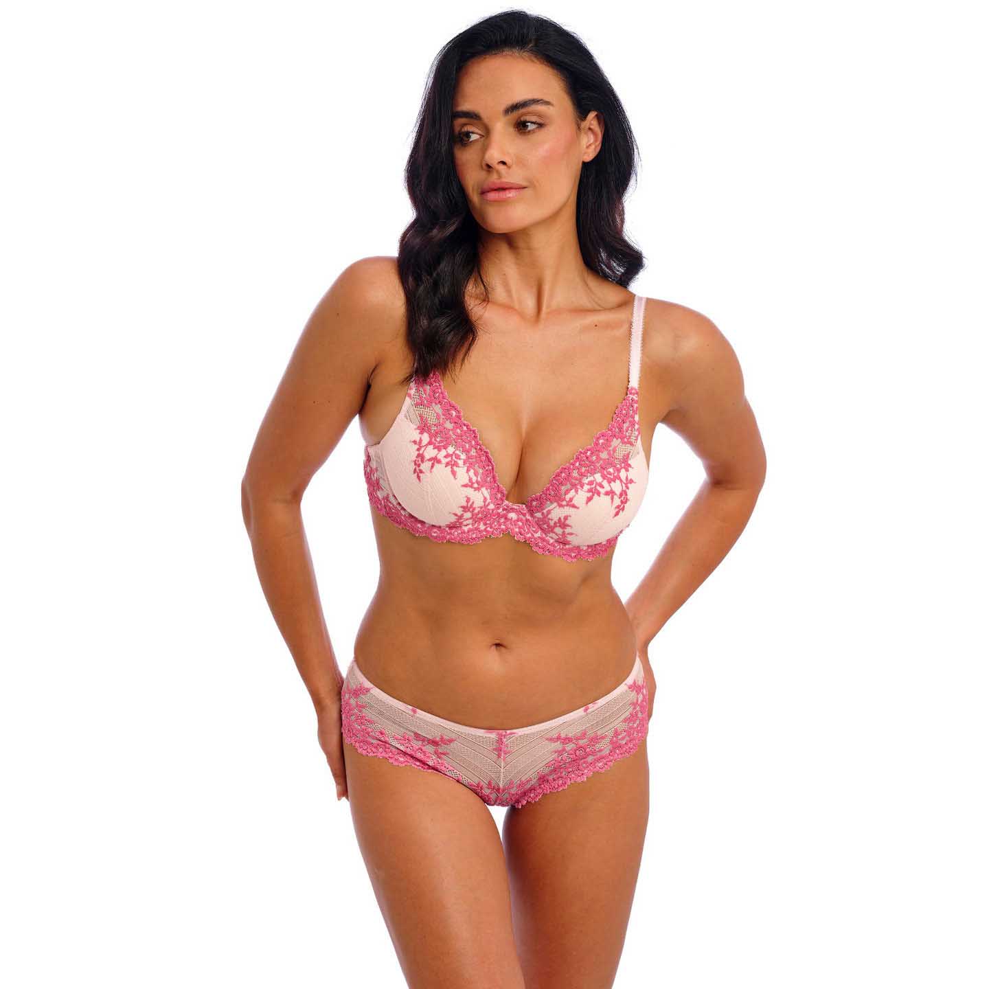 Wacoal Embrace Lace Plunge Underwire Bra